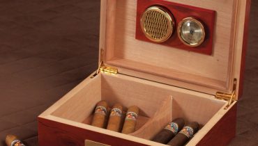 Tips To Gift A Cigar Humidor