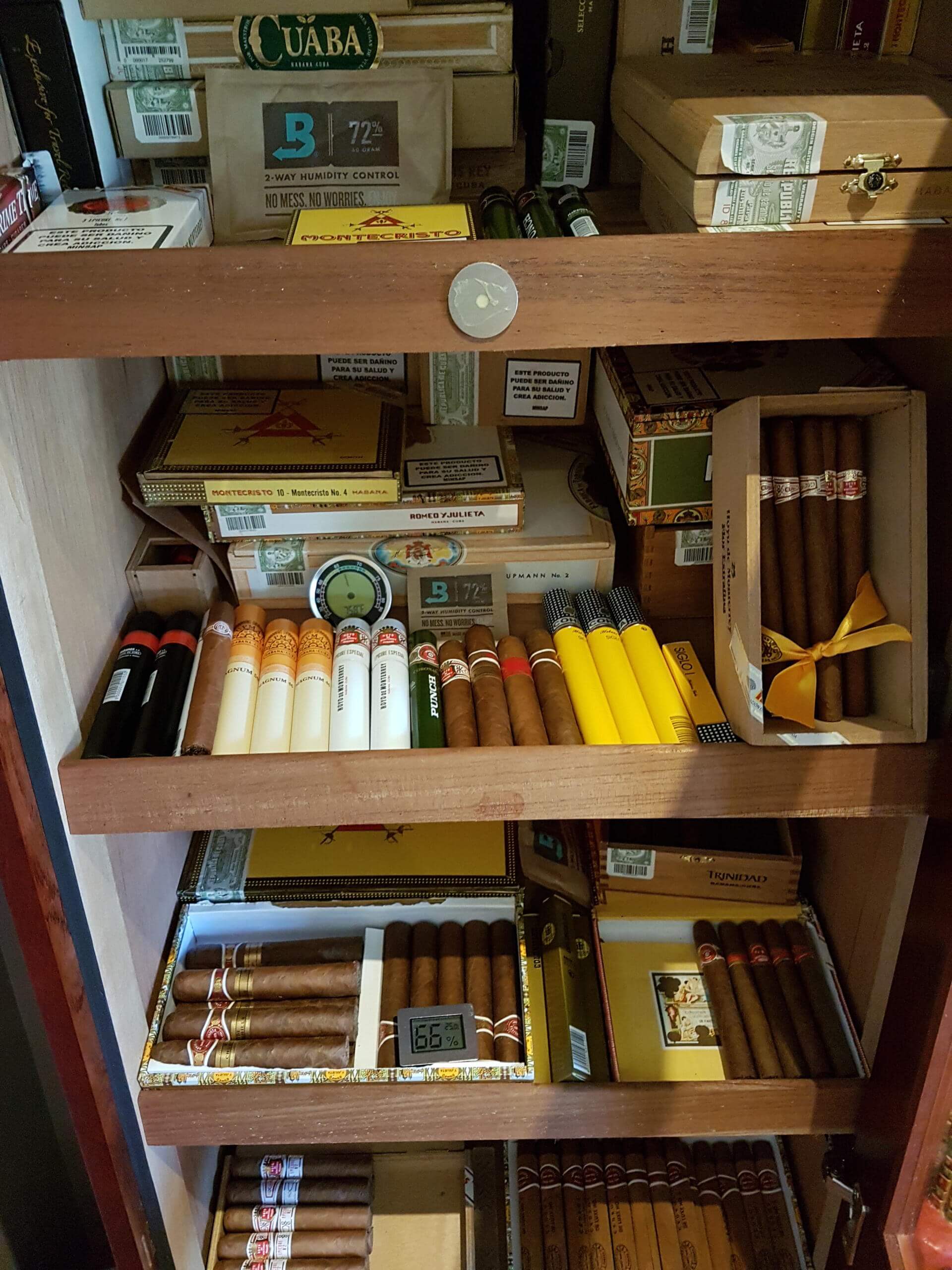 How to Clean a Humidor