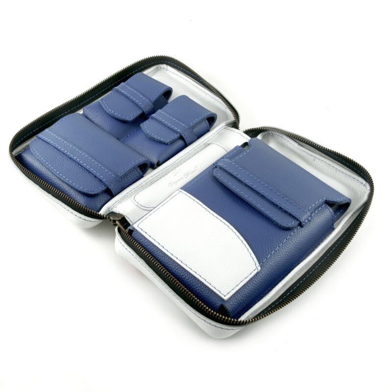 Elegant Italian flag cigar case in premium full-grain leather for cigar lovers