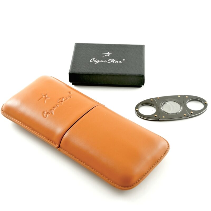 Luxury cigar case for 3 cigars in tan leather