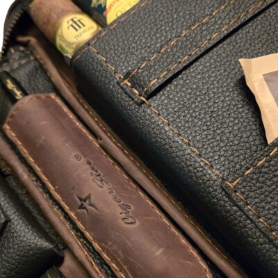 Canadian-made full-grain leather cigar case for 6 cigars